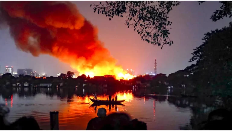 কড়াইলের কান্না কে শোনে
