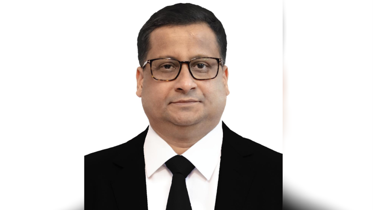 সংকটের মুহূর্তে দায়িত্বশীলতার পরিচয়ই আমাদের পথপ্রদর্শক