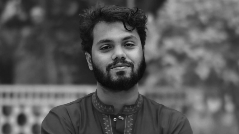 ওসমান হাদীর রক্ত ও বিচারহীনতার সংস্কৃতি: আমরা কি তবে লাশের রাজনীতির দাবার ঘুঁটি?