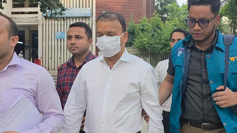 ফারইস্টের সাবেক চেয়ারম্যান খালেক ৩ দিনের রিমান্ডে