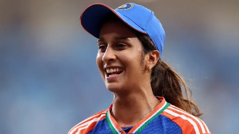 যে কারণে হোয়াটসঅ্যাপ আনইনস্টল করতে হয়েছিল ভারতের বিশ্বকাপ জয়ের নায়িকার