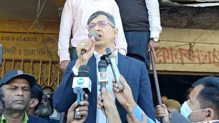 চট্টগ্রাম-কক্সবাজার মহাসড়ক ছয় লেন করা হবে : সালাহউদ্দিন আহমদ