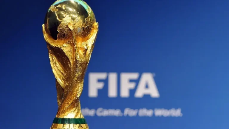 শর্তসাপেক্ষে ঢাকায় আসছে ফিফা বিশ্বকাপের ট্রফি!