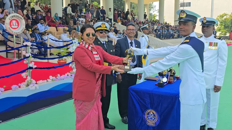 পাবনা মেরিন একাডেমিতে ক্যাডেটদের পাসিং আউট প্যারেড সম্পন্ন