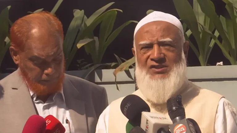 নির্বাচন এলে যারা তসবিহ নিয়ে ঘোরে তারাই ধর্ম ব্যবসা করে