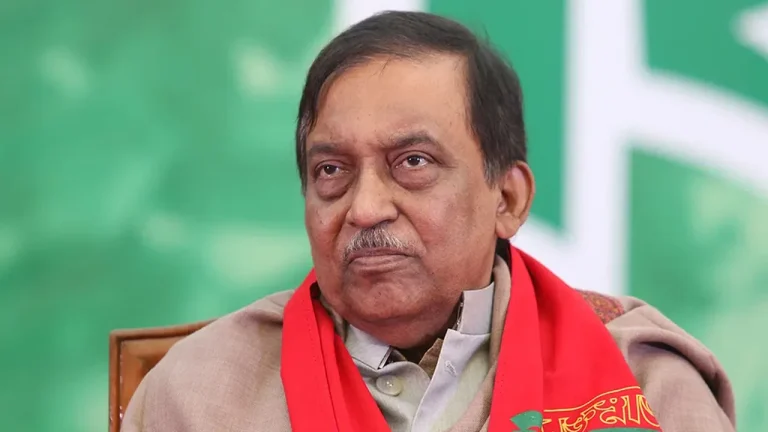 সাবেক স্বরাষ্ট্রমন্ত্রী আসাদুজ্জামানের দুই গাড়িসহ ১৯০ শতাংশ জমি জব্দ